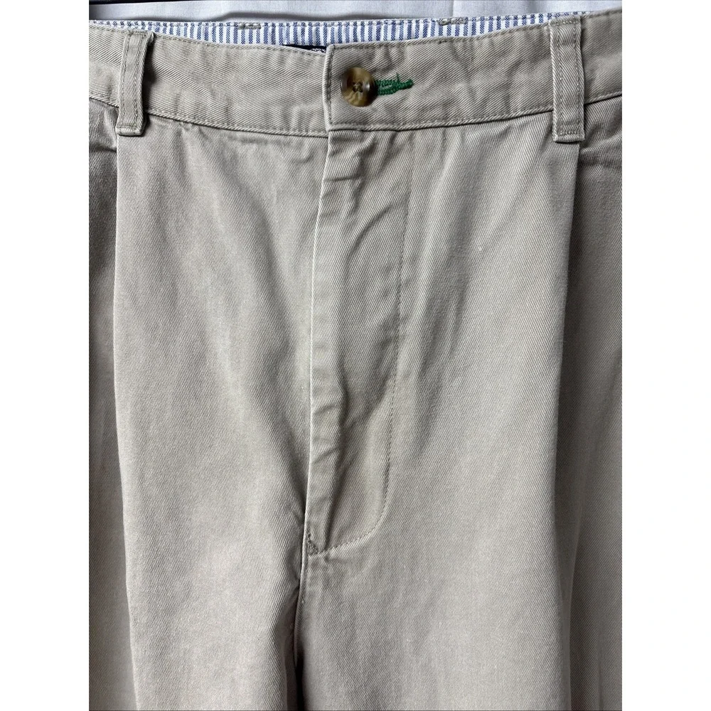 Tommy Hilfiger Men 36x30 Khaki Chino Pants Beige Pleated Cuffed Straight Leg
